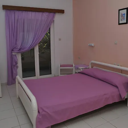 Aparthotel Efstathia Xirokambos (Leros)